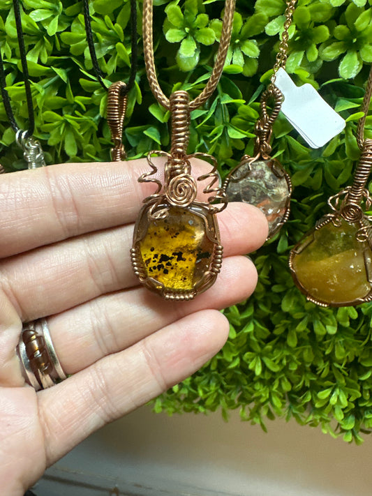 Necklace - Amber